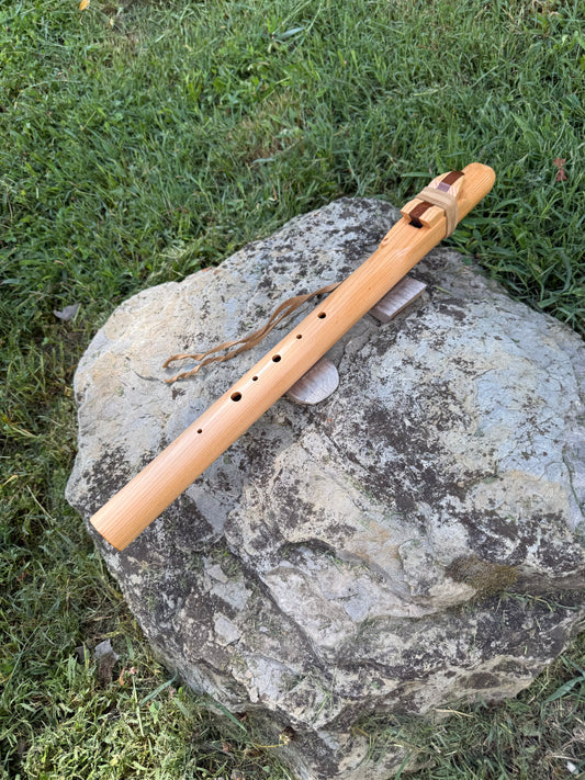 Native American Style 7 Hole Flute | Hijaz Scale | key of E | 440 Htz.