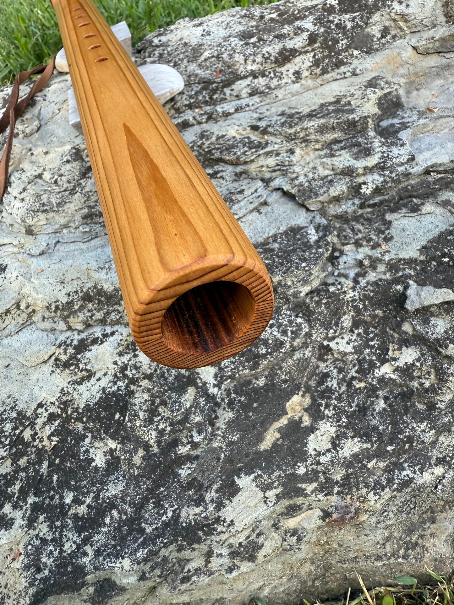 Native American Style Flute | Low Dm | 440 Htz.